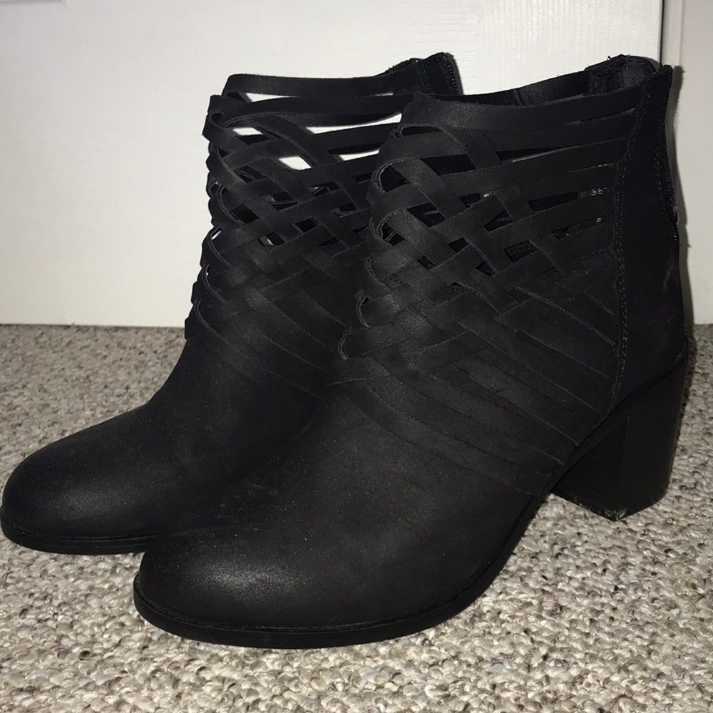 Black boots